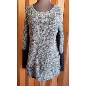 Apt. 9 size small white & black pullover sweater (see tag for color)